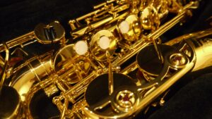 モテる楽器といえば「サックス」！初心者でも簡単に吹ける方法